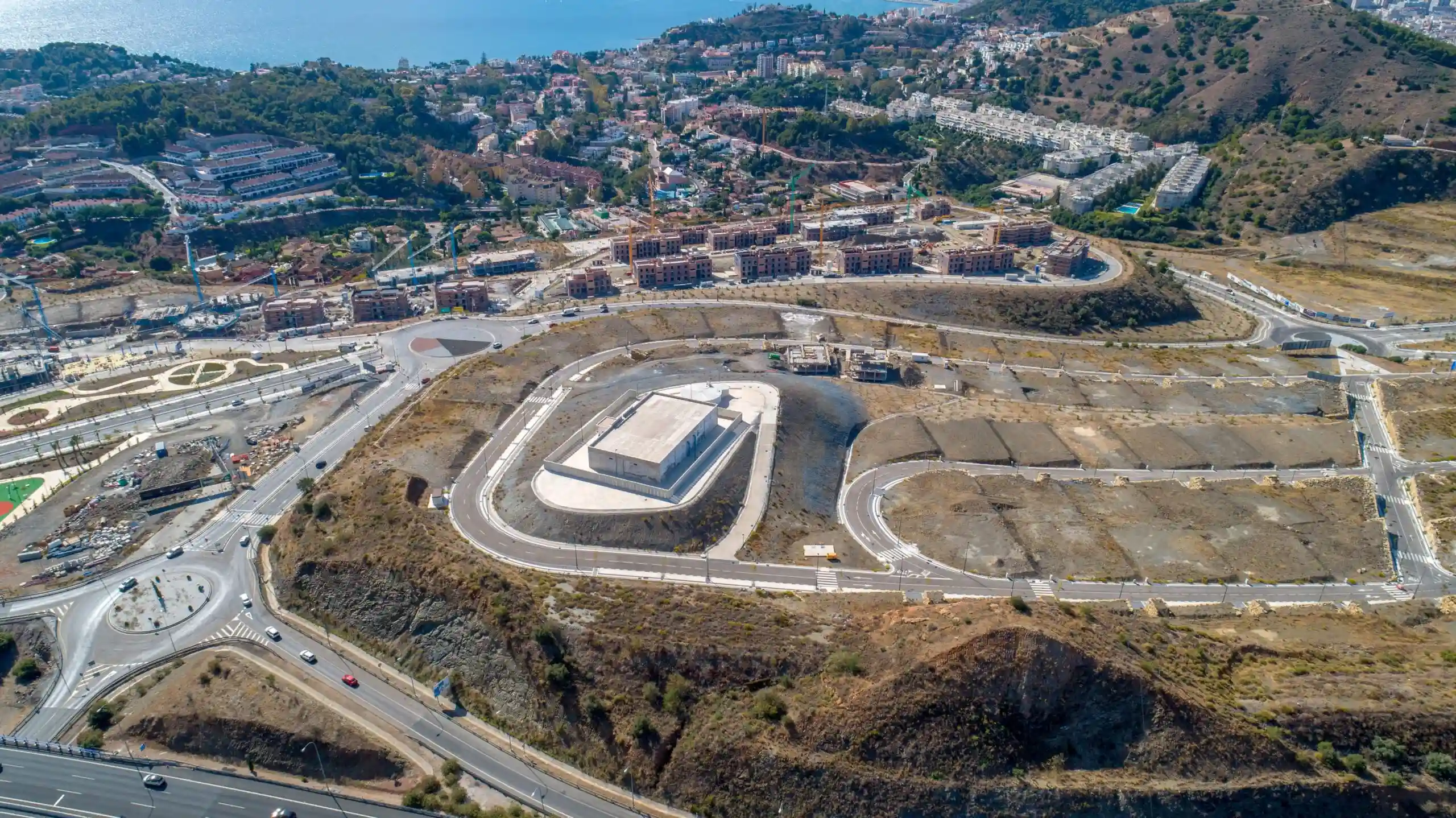 Inspección técnica con drones para el seguimiento de infraestructura urbana en Colinas del Limonar, Málaga.