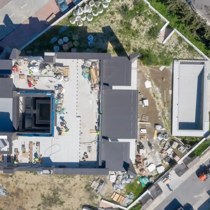 una villa de lujo en Puerto Banús mostrando la distribución de la planta