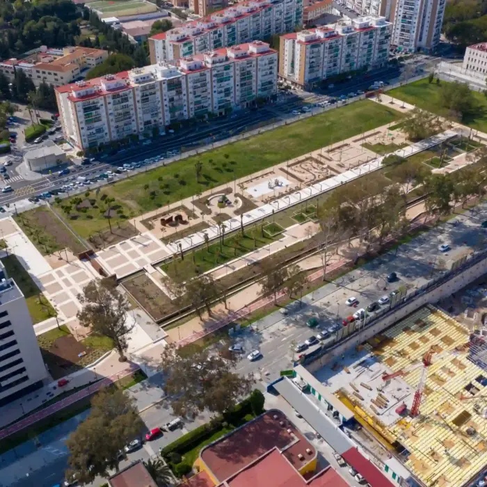 Panorámica lateral de paisajismo en Martiricos