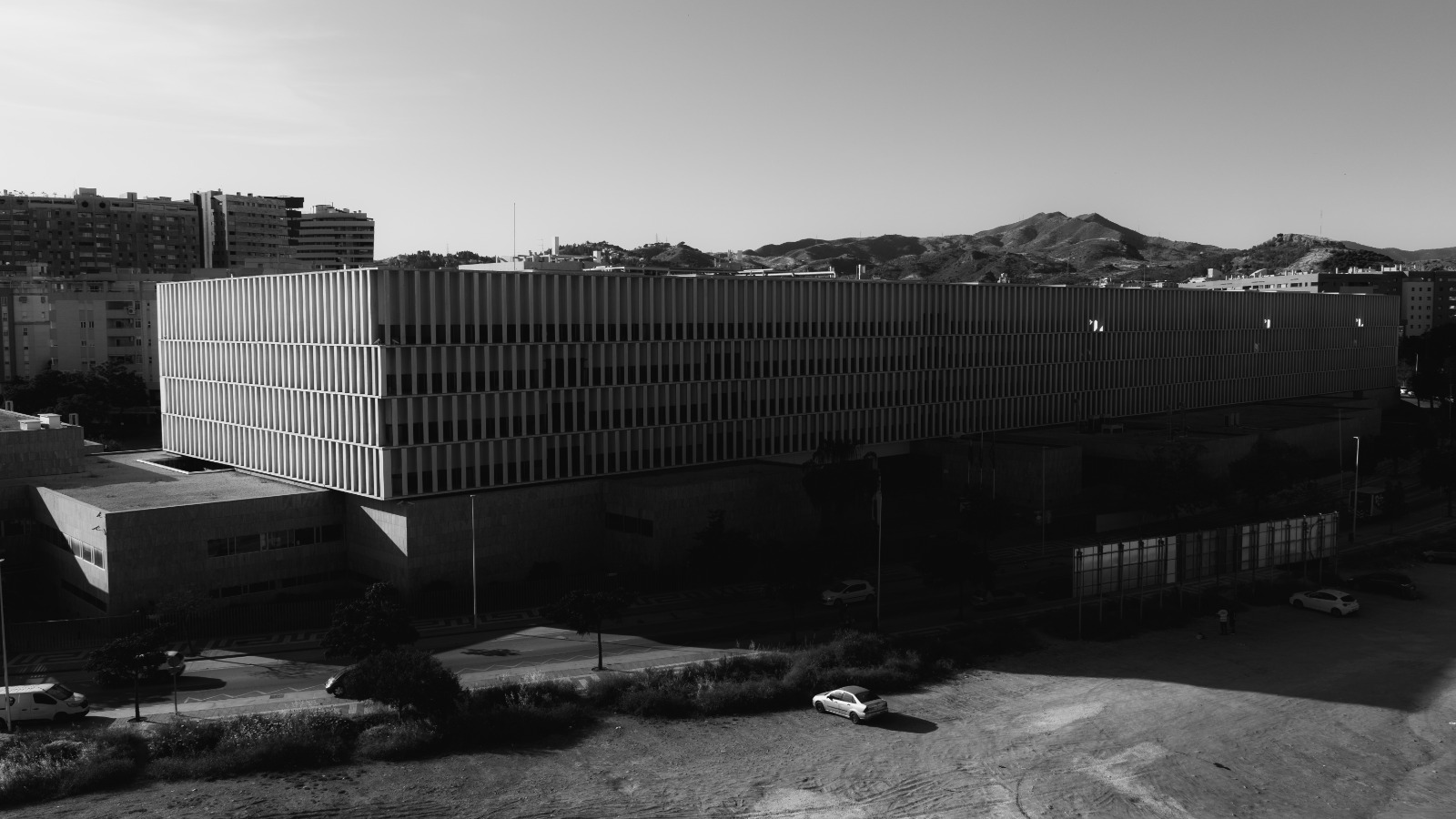 Vista aérea de Málaga captada con dron por Escair